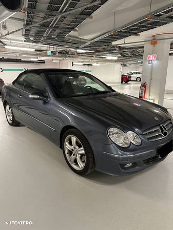 Mercedes-Benz CLK - 4