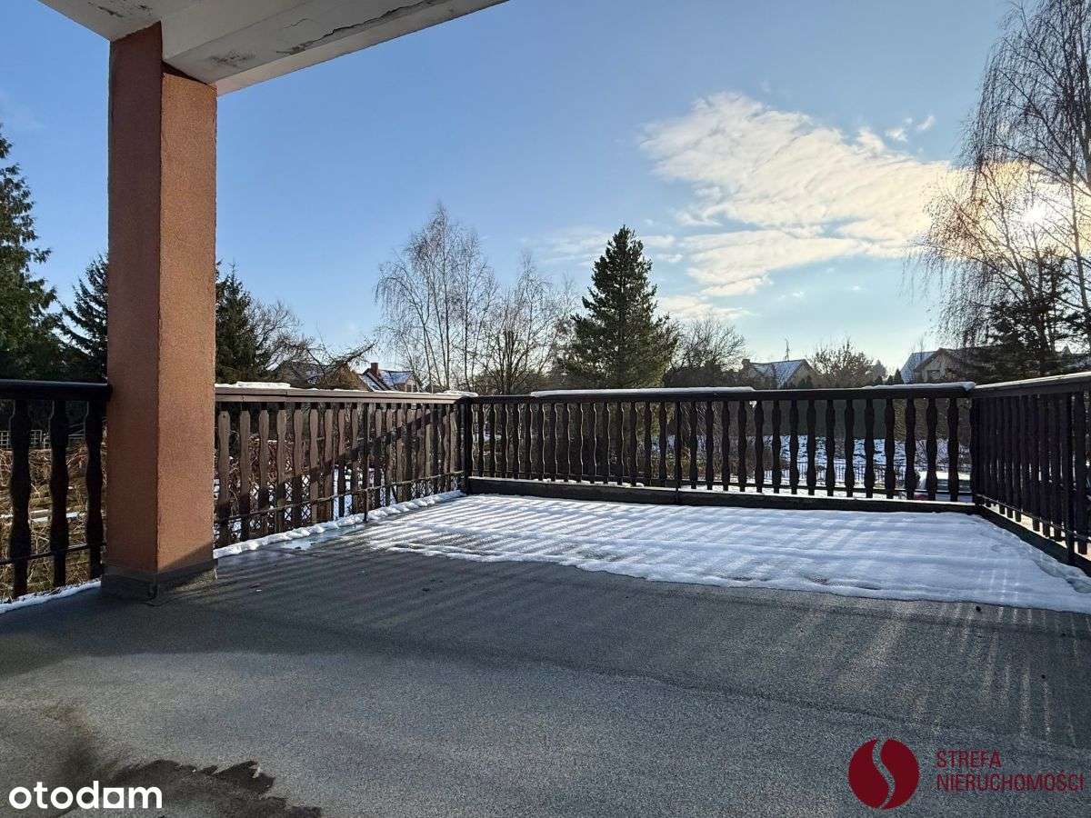 Wolnostojący tuż przy rzeczce Wirynka-8