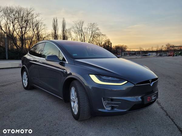 Tesla Model X Long Range Plus - 2