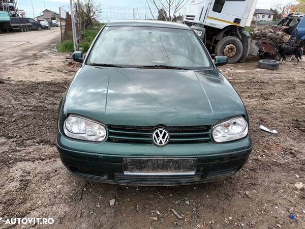 Dezmembrari  VW GOLF 4  1997  > 2006 1.4 16V Benzina - 3