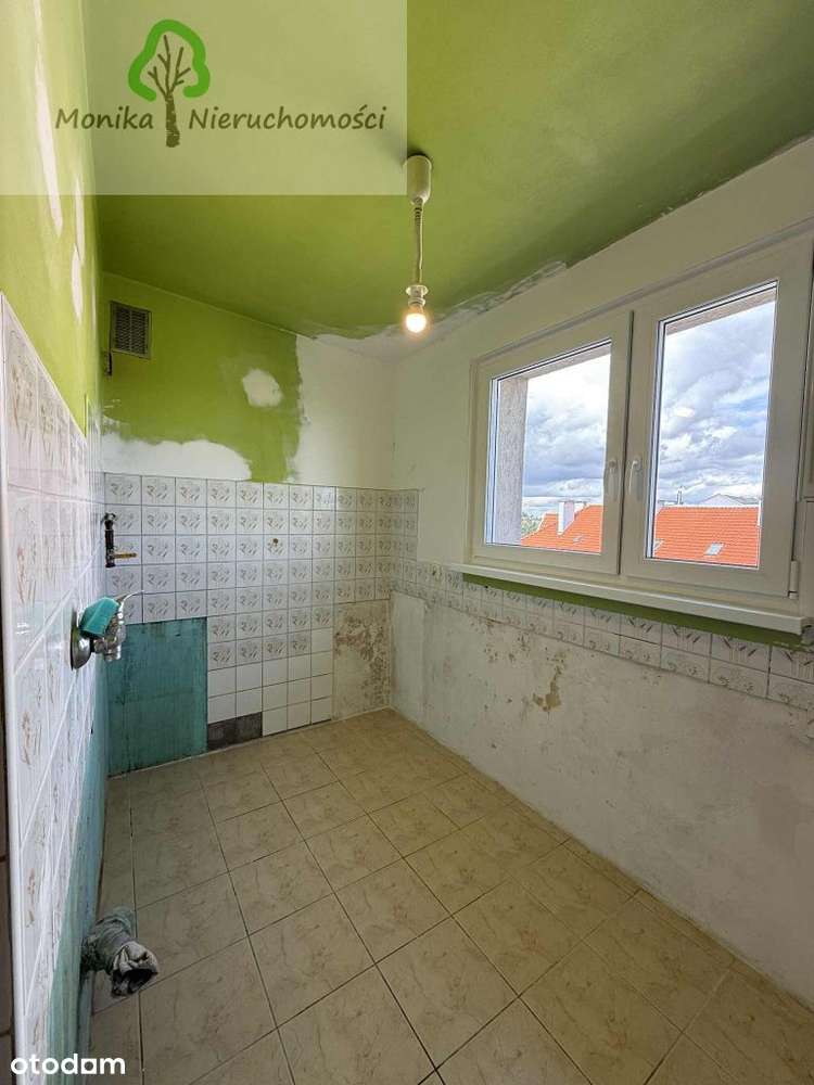 Dwa pokoje- nowe okna, nowa instalacja elektryczna-10