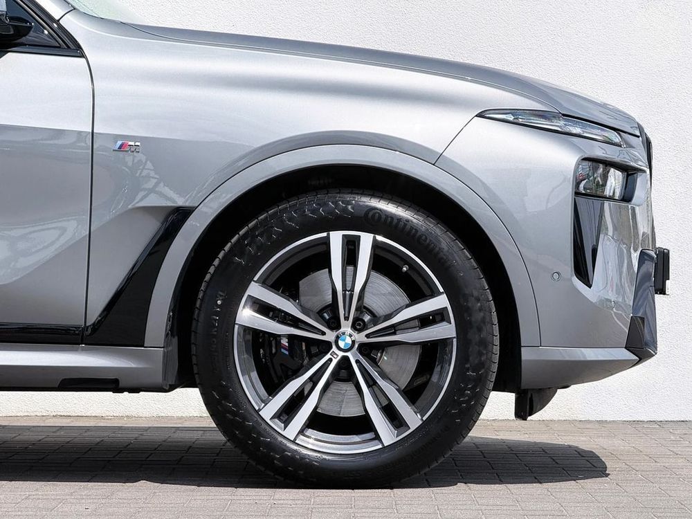 BMW X7 Xdrive40D MHEV M Sport Sport 2026 — zdjęcie 3