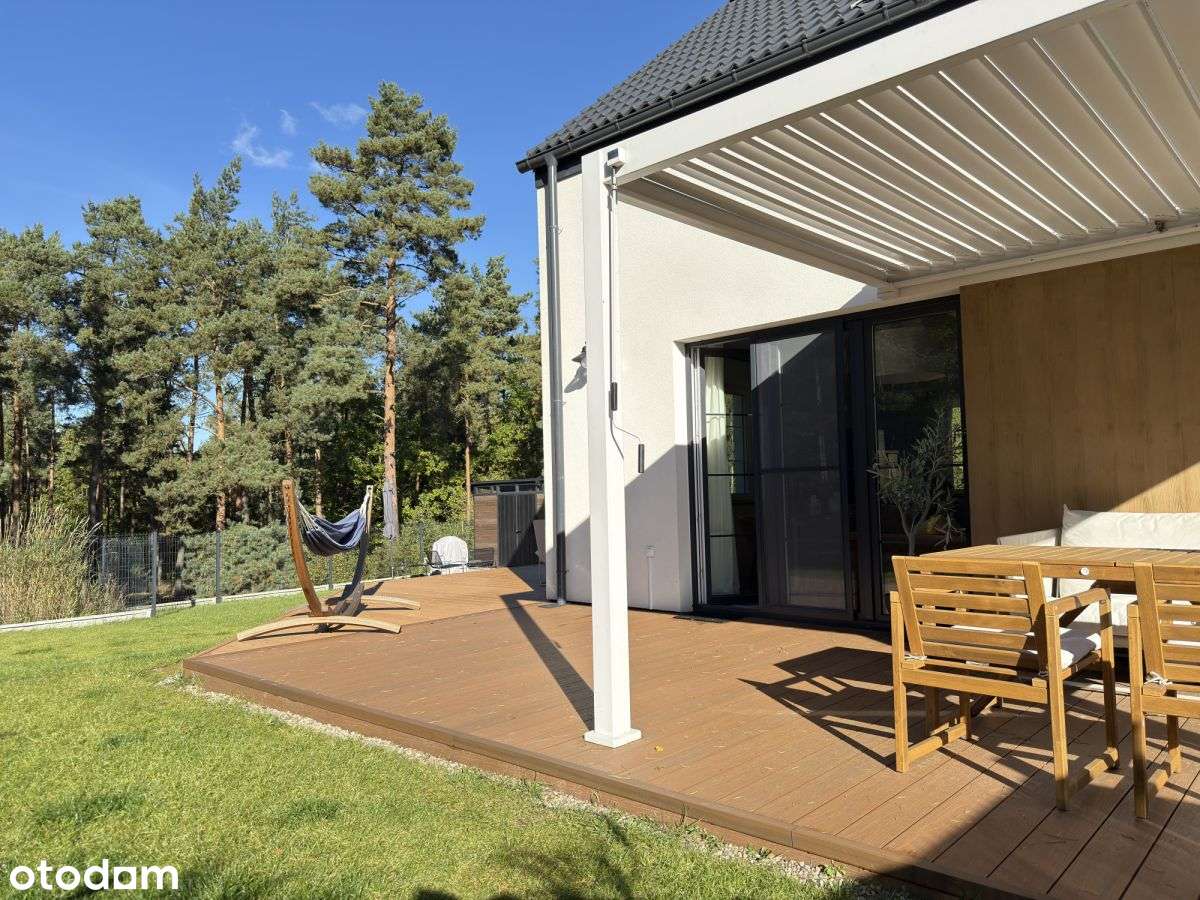 Dom z dużym ogrodem przy lesie-18