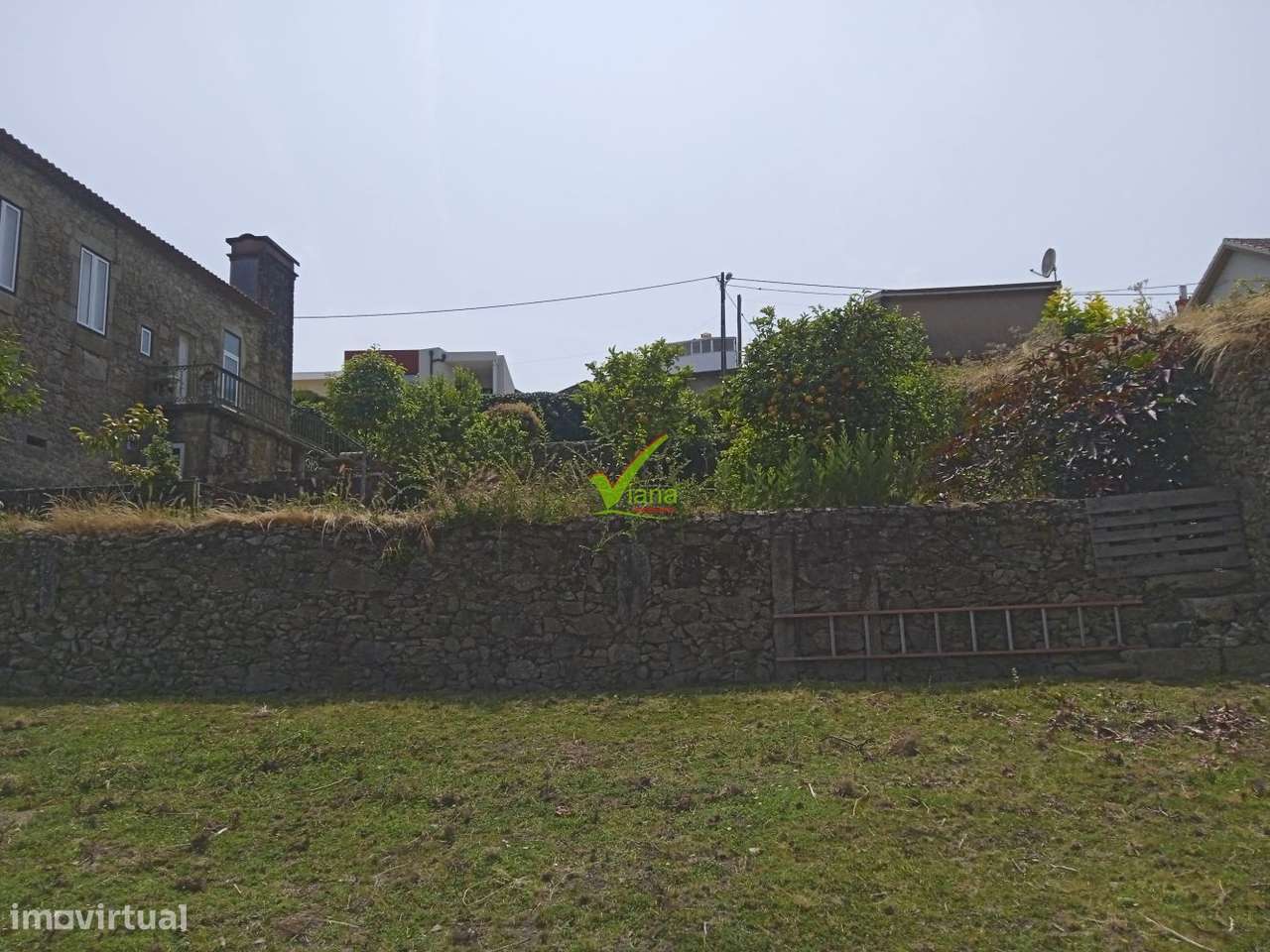 Moradia T. 3 Rústica em Pedra-6