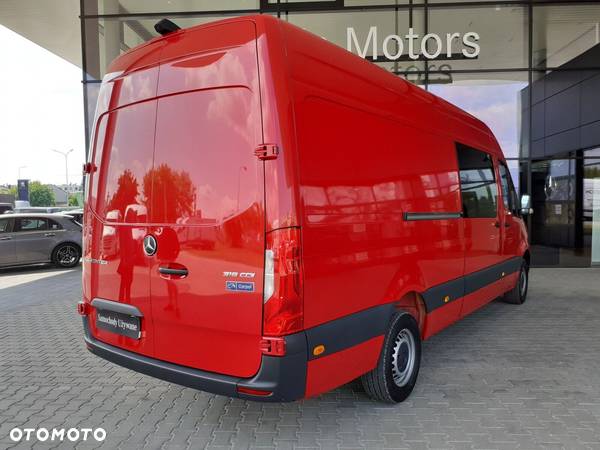 Mercedes-Benz Sprinter - 5