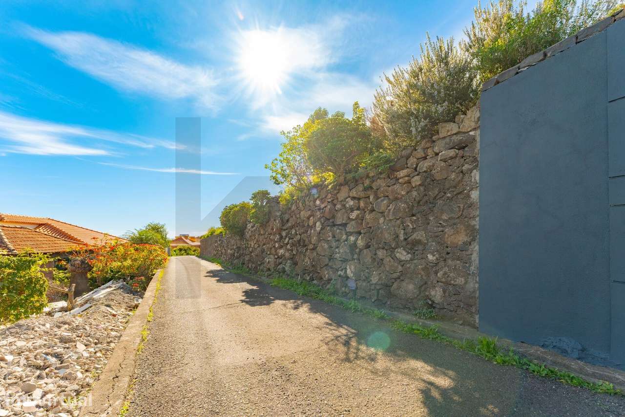 Moradia T3 com escritório, dois pisos e grande lote — Gaula, Santa Cru-30