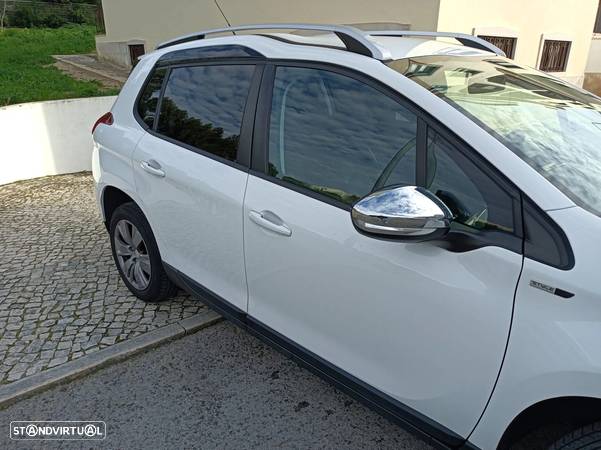 Peugeot 2008 1.2 PureTech Style - 5