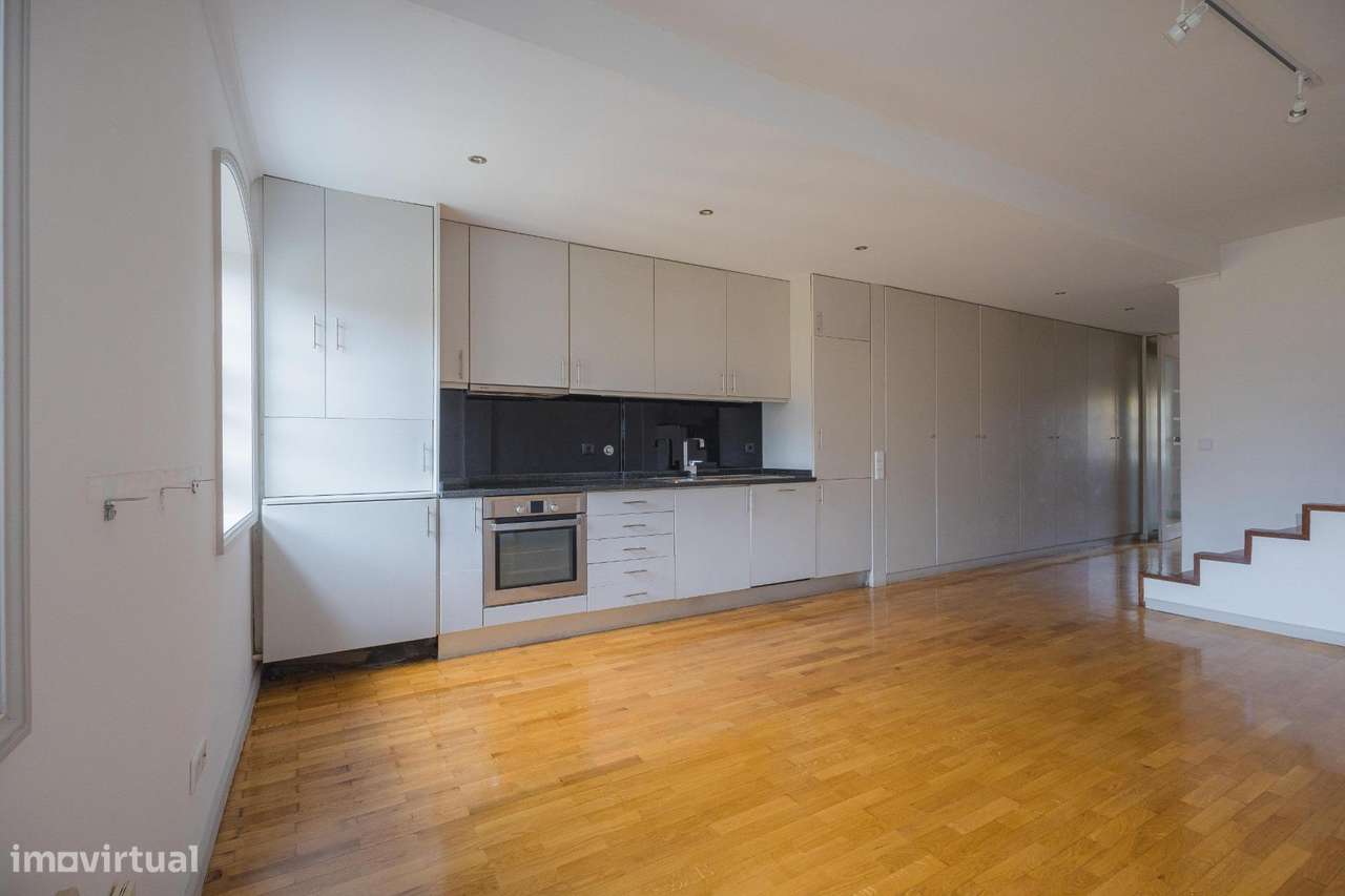 Apartamento T3 duplex- Centro de Matosinhos-1