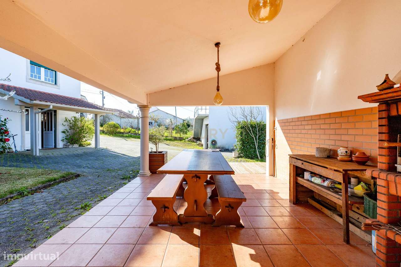 Luxuosa Moradia T 5 com Vista Panorâmica em São Simão de Litém, Pombal-43