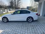 BMW Seria 3 328i xDrive - 4