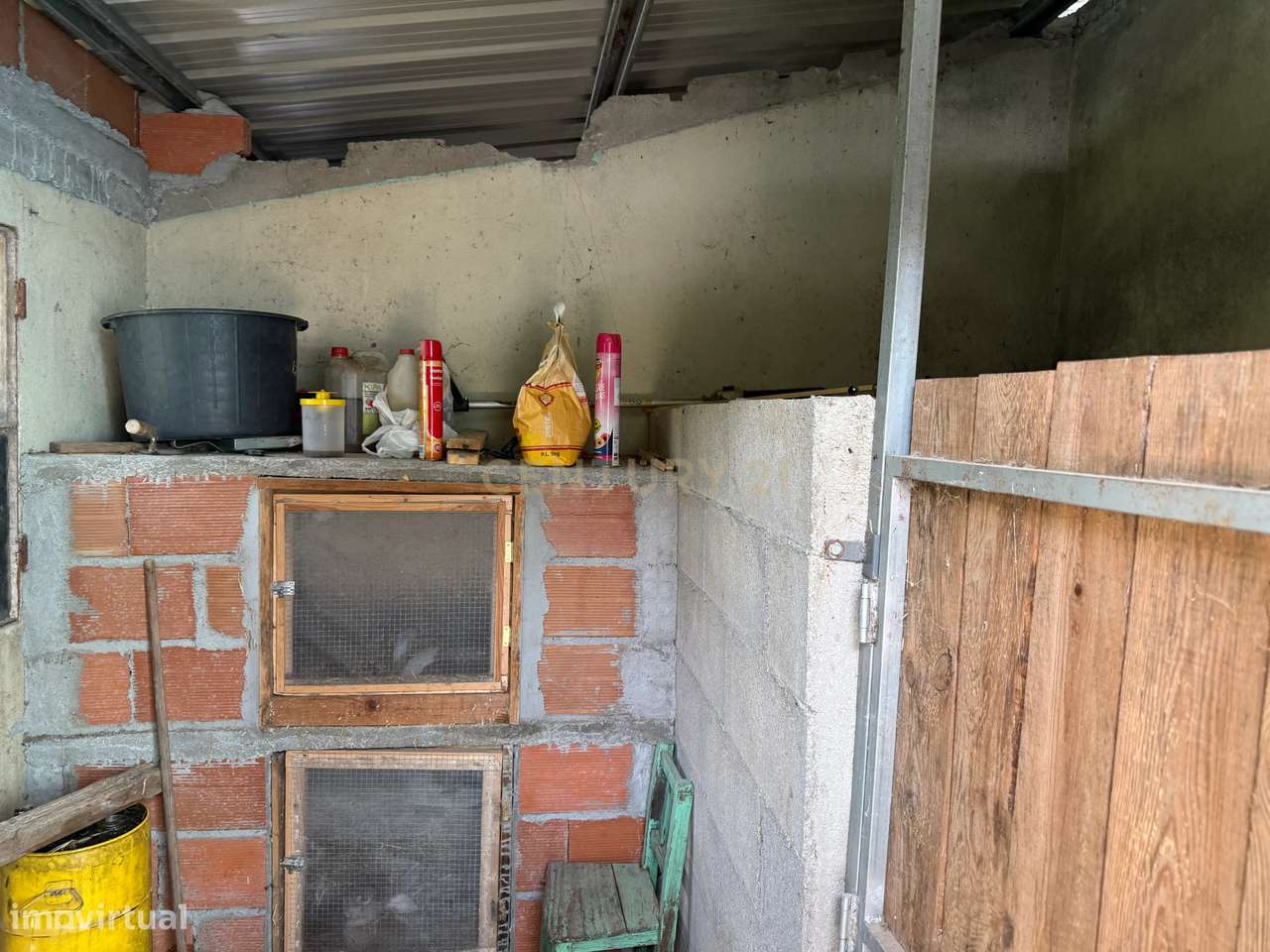 TORRES NOVAS-IMÓVEL PARA RECUPERAÇÃO COM TERRENO E ARRECADAÇÃO | ASSEN-9