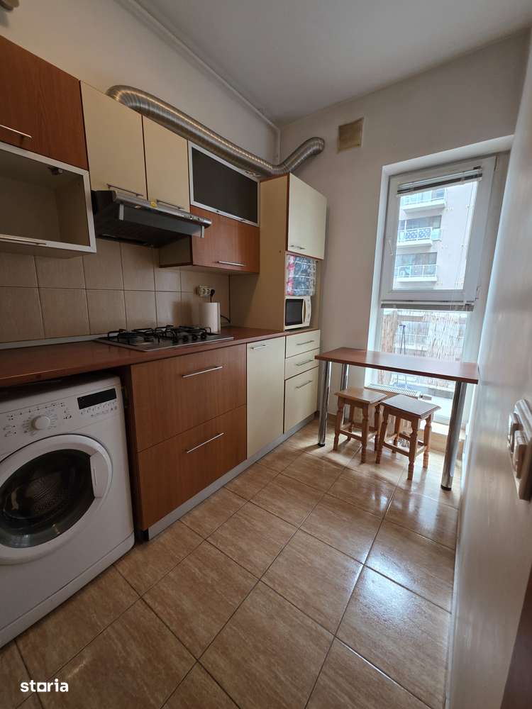 Garsoniera de vanzare in zona Titan Auchan - Rasarit de Soare-4