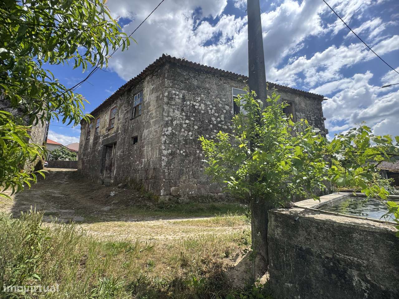 Moradia, granito p/recuperar – Oliveira de Frades-27
