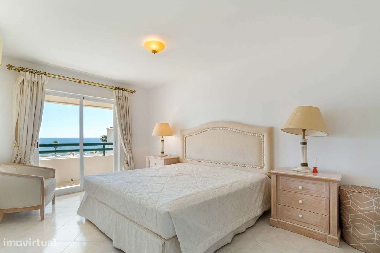 Penthouse Excecional com Amplo Terraço e Vistas Panorâmicas para o Mar-20