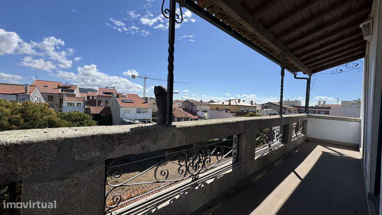 Moradia T3 no Centro de Esposende | 393 m²-17