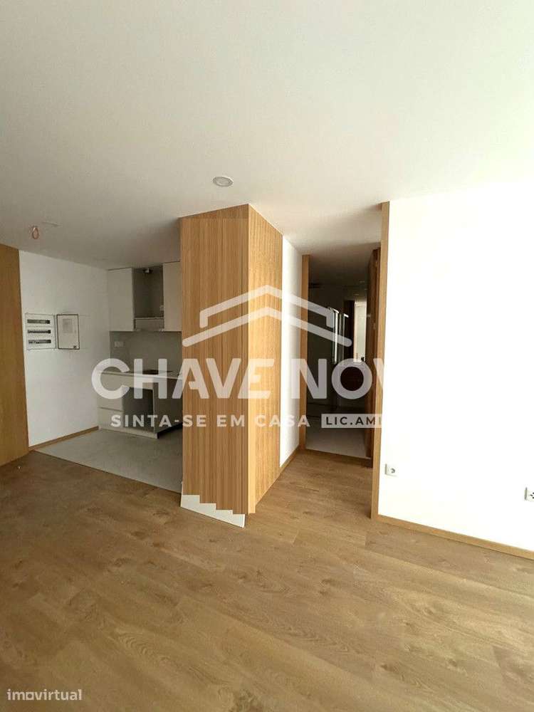 Apartamento T1 c/lugar de garagem no Porto (Bessa) - Grande imagem: 5/26