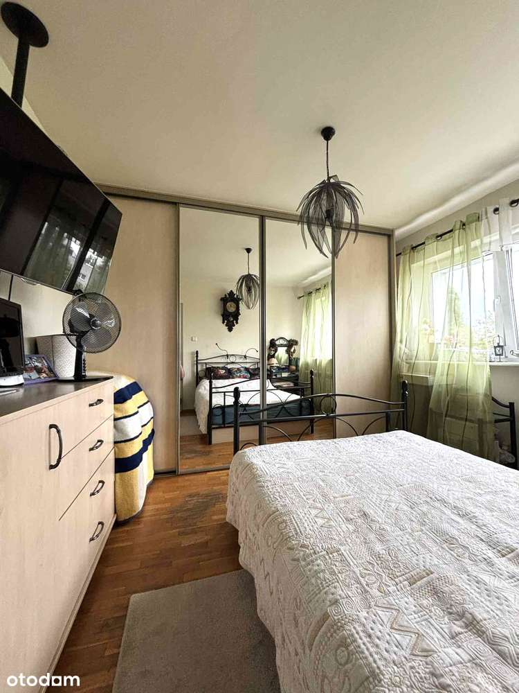 Przestronne 4-pokojowe mieszkanie z balkonem na Starych Bielanach-7