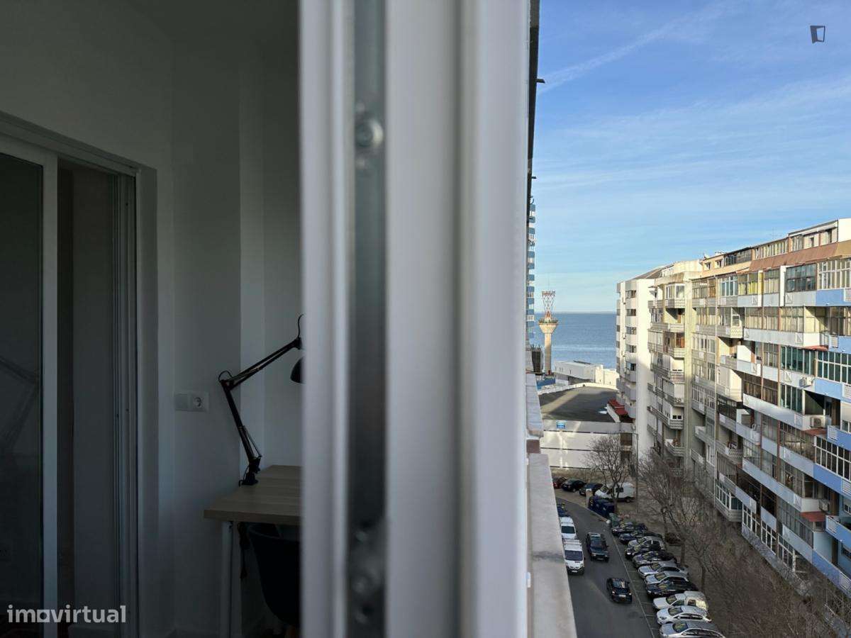 Quarto - localizado em Almada Lisbon - Grande imagem: 4/9