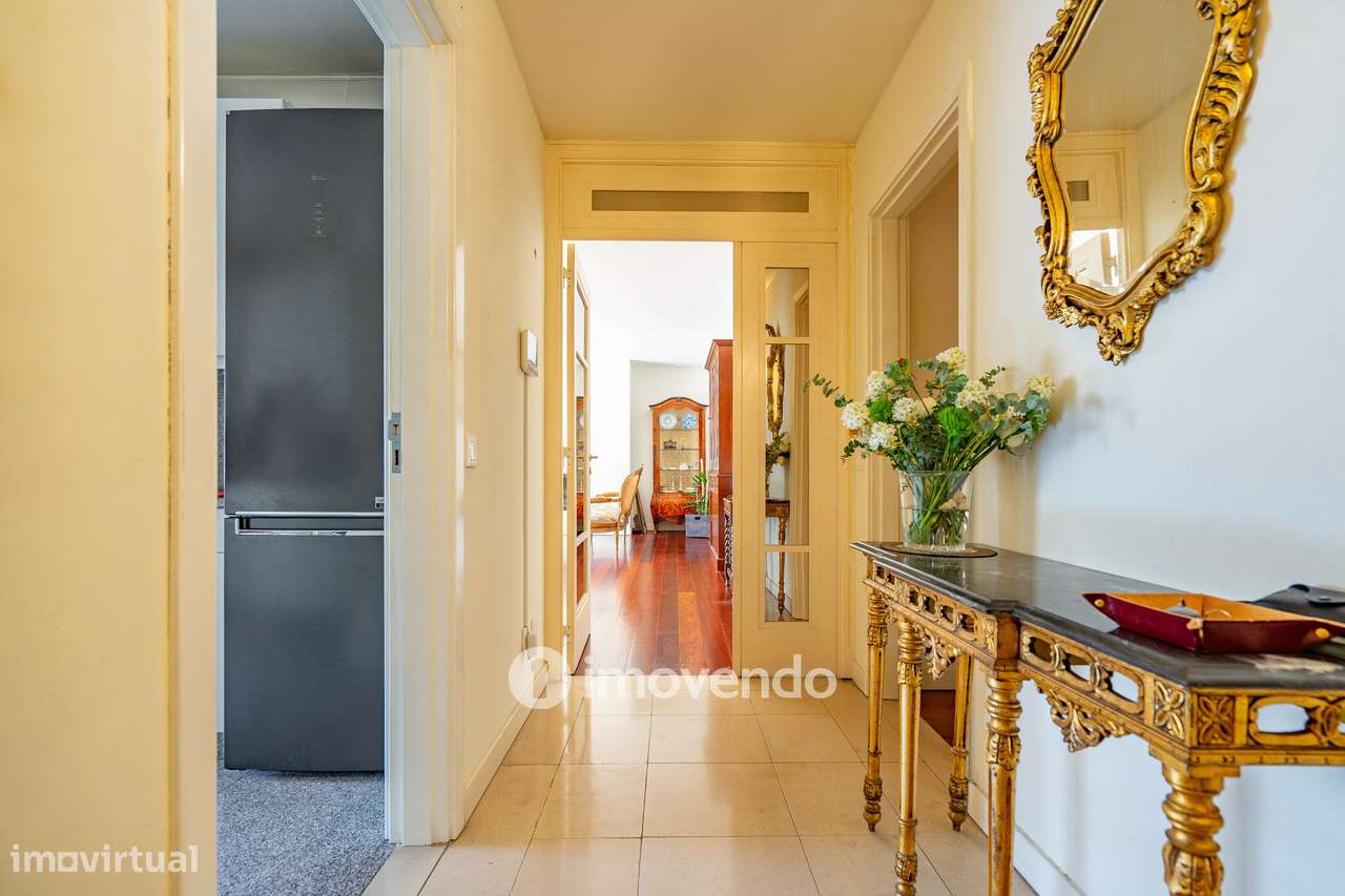 Apartamento T3 premium, com estacionamento, nas Amoreiras, Lisboa - Grande imagem: 2/44