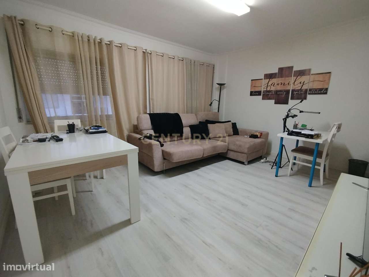 Apartamento T3 na Costa da Caparica – Viva entre o mar e a cidade! - Grande imagem: 4/33