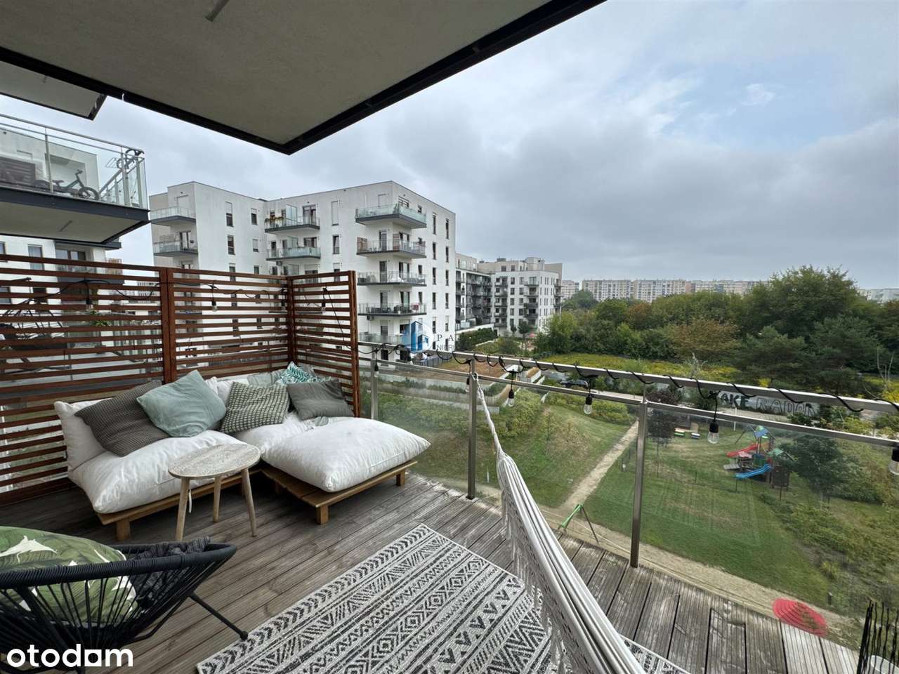 nowoczesne mieszkanie 3 metry wysokości, taras 10-12