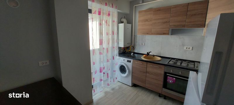 Apartament 2 camere, capat Cug, 380 €