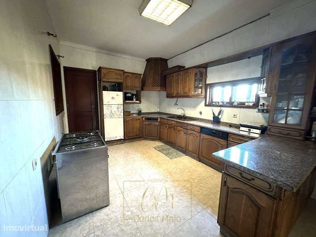 Moradia V4 Retorta com jardim, junto ao rio ave - Grande imagem: 5/22