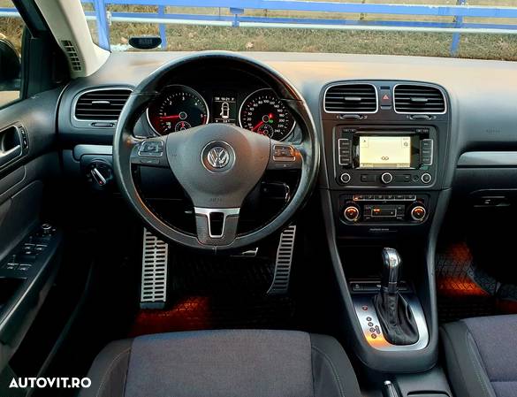 Volkswagen Golf 2.0 TDI DPF DSG Style - 12