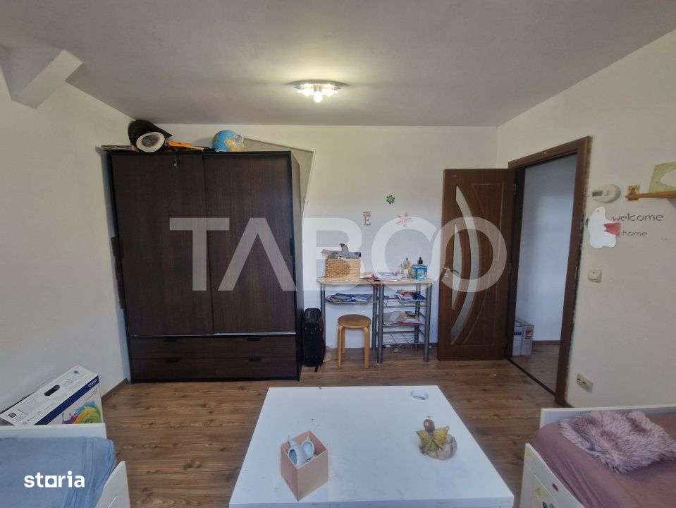 Apartament intabulat la mansarda 3 camere 65 mp balcon Turnisor - Imagine principală: 3/15