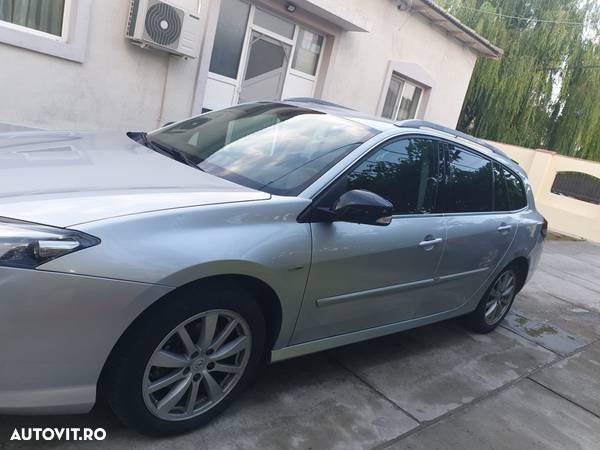 Renault Laguna Grandtour ENERGY dCi 130 FAP Start-Stop Bose Edition - 19