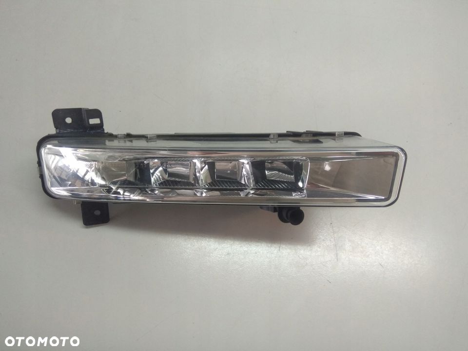 BMW G11 G12 HALOGEN PRAWY DRL 89250241 - 1