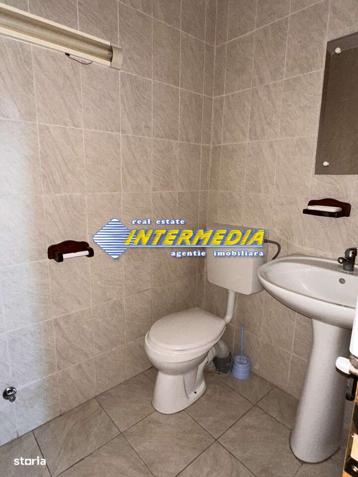 3 camere de inchiriat Bloc Nou Centru etaj 1 mobilat - Imagine principală: 5/10