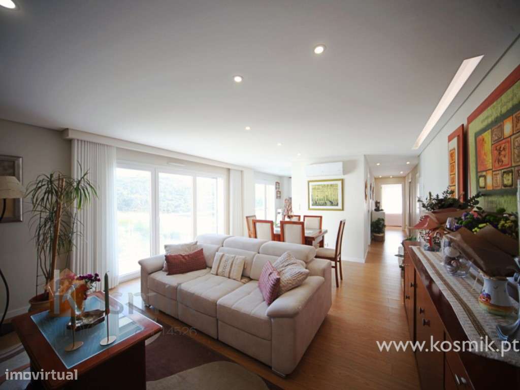 T2 ODIVELAS . PAIÃ :: SEMINOVO : Equipado : Garagem : Arrecadação-5