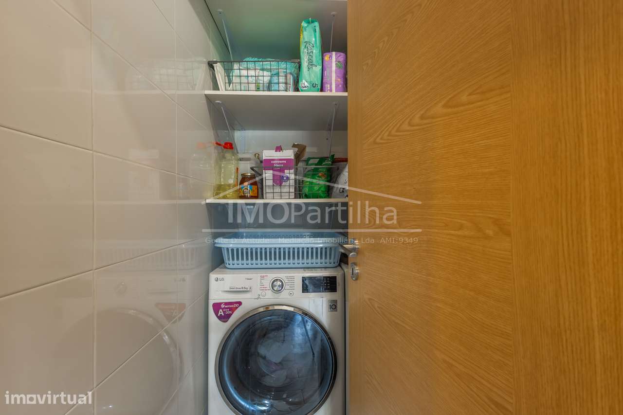 Apartamento T3 à venda na Rua Torcato Jorge-11