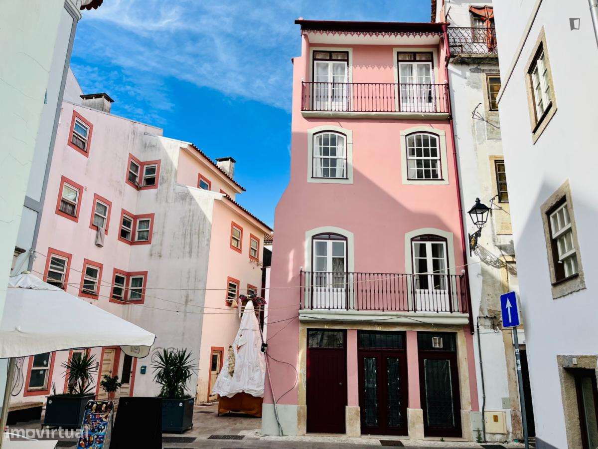 Apartamento com 1 quartos - localizado em Baixa Coimbra - Grande imagem: 3/10