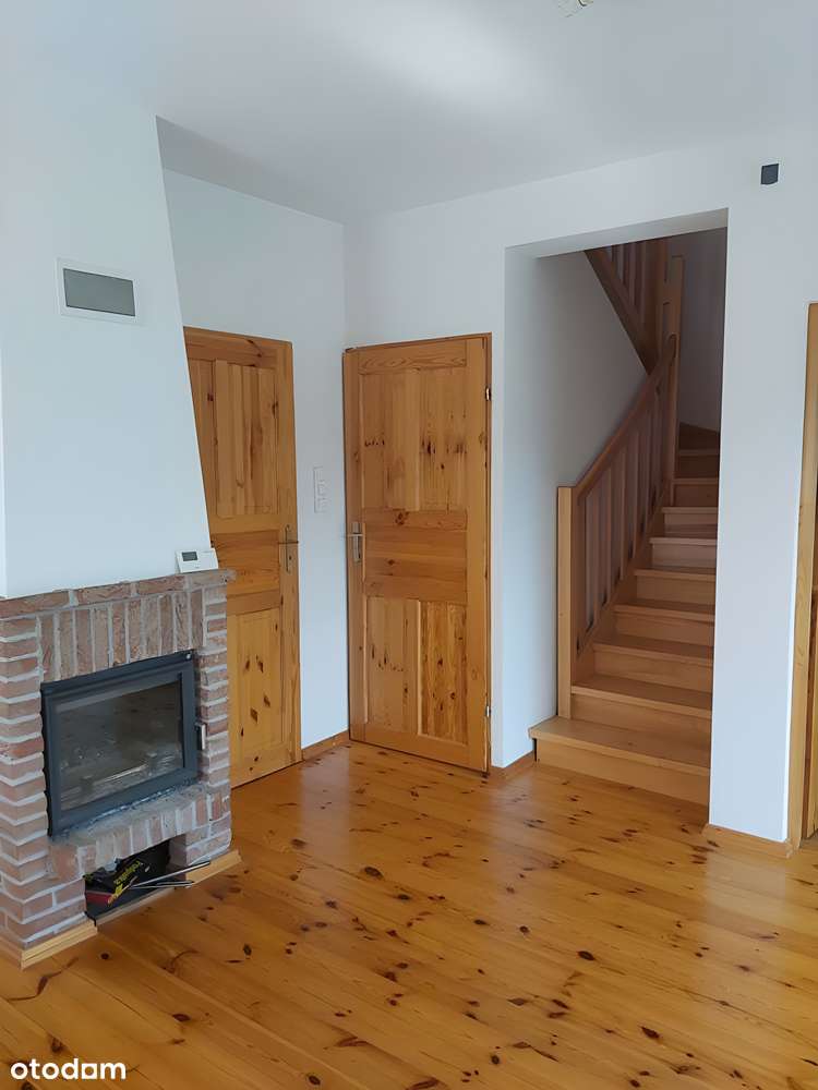 Przytulny dom w świetnej okolicy! | Chroboty-6