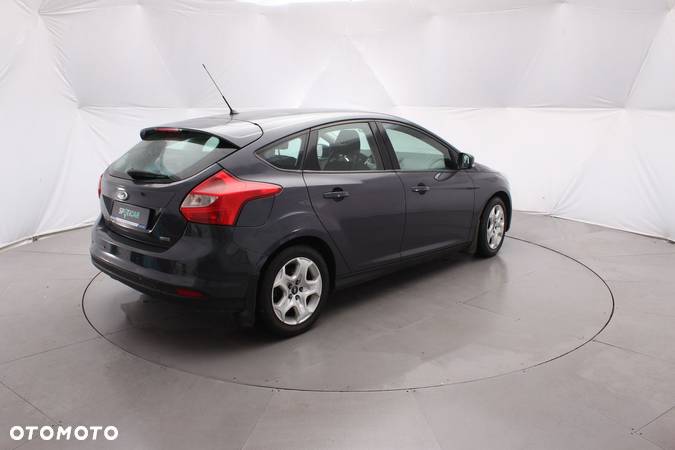 Ford Focus 1.0 EcoBoost Trend - 11