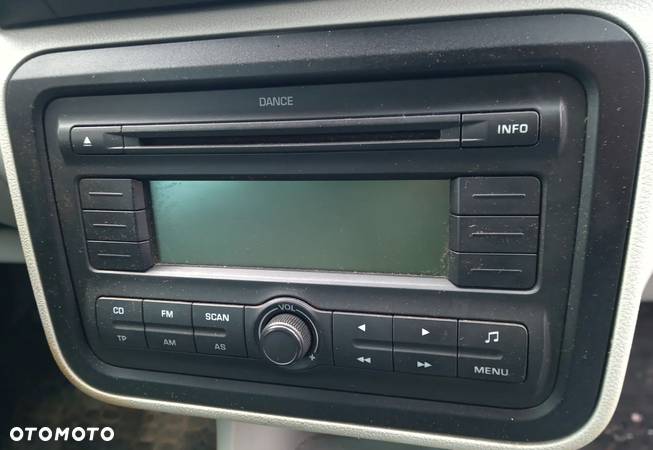 Skoda Roomster I Fabia II radio CD Dance - 1