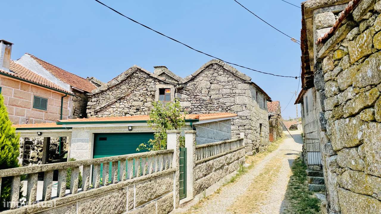 Casa rústica para recuperar – Pedrário, Montalegre - Grande imagem: 2/20