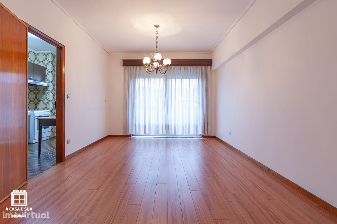 Apartamento T3 na Avenida 24 em Espinho