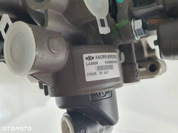 Osuszacz powietrza Knorr-Bremse LA8606, K043830N50, AE4560, Iveco - 5