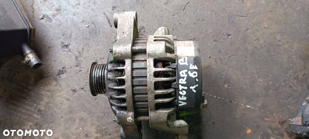 Opel Vectra B 1.6 16V ALTERNATOR 0986043683 - 1