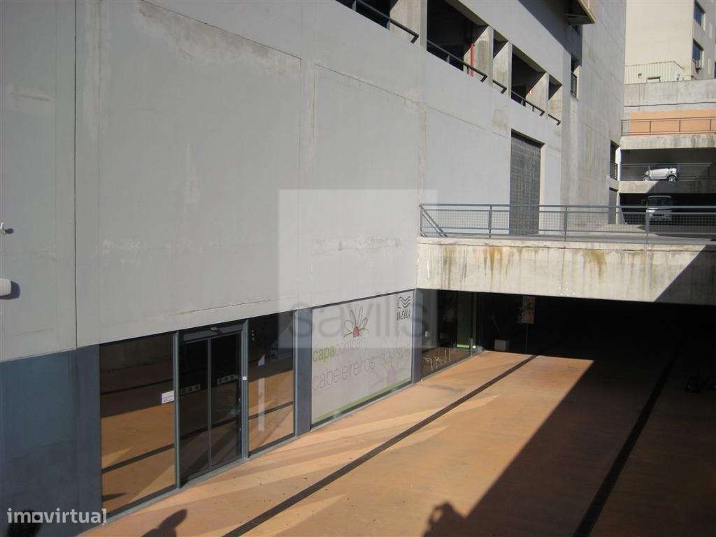 Lojas na Boavista (Estádio do Bessa) | LEA 01100 - Grande imagem: 2/7