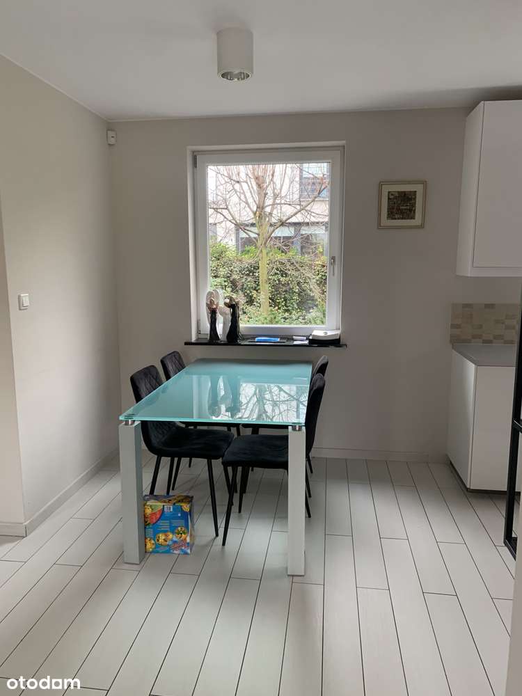 Nowoczesny wolnostojący dom z dużym ogrodem , garaż i parking - Pełny obrazek: 5/20