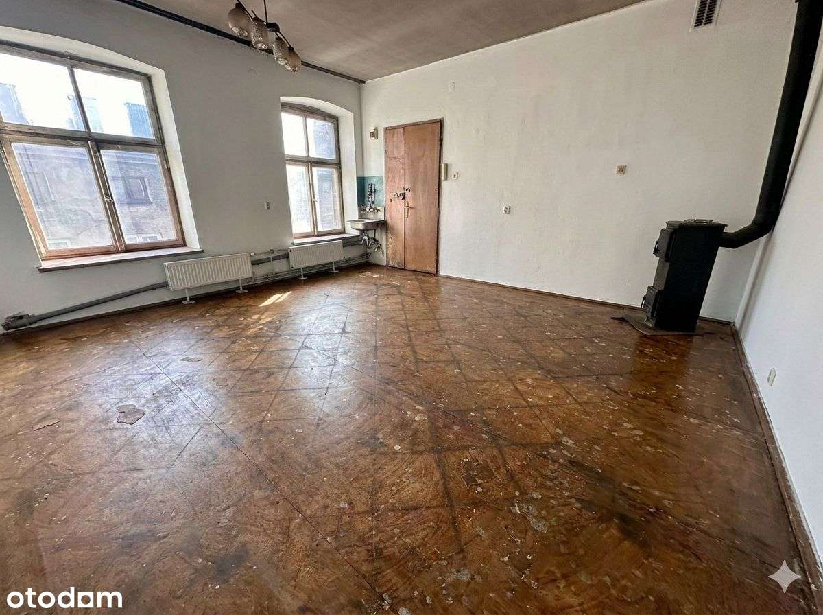 Jasna kawalerka 22,5 m² – przy Piotrkowskiej, pełna własność!-3