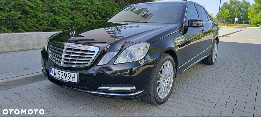 Mercedes-Benz Klasa E 200 BlueTEC 7G-TRONIC Elegance - 2