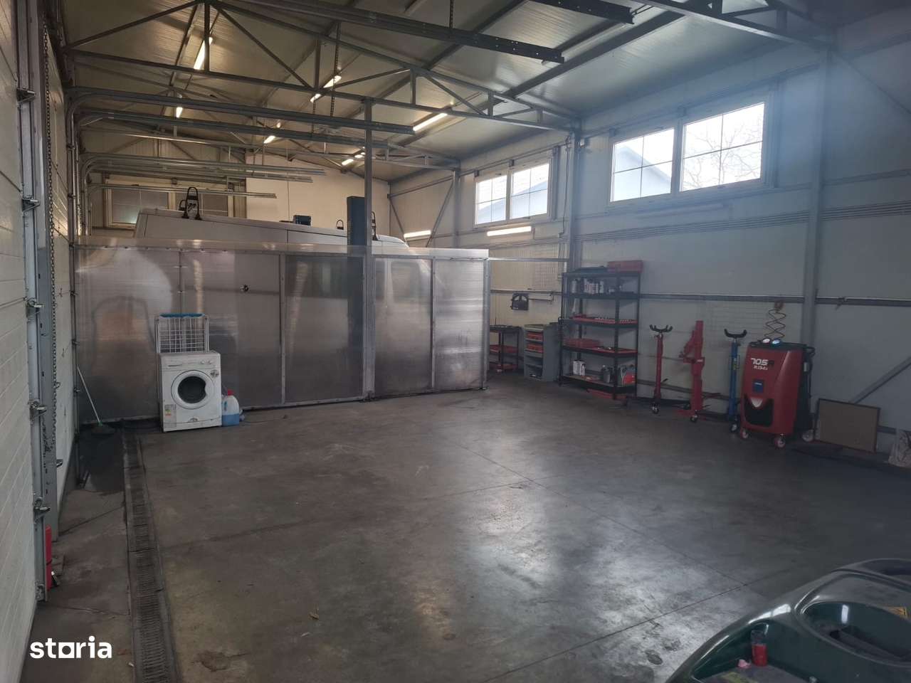 Inchiriez hala, Micalaca-Calea Radnei - Imagine principală: 2/3