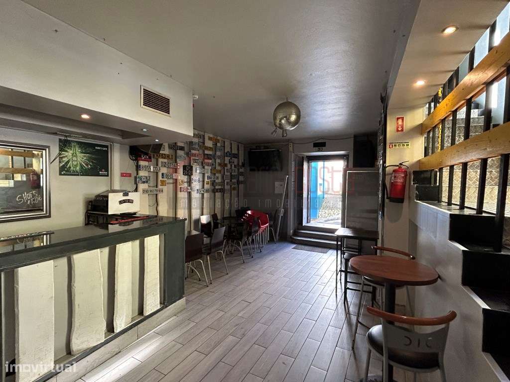 Prédio no Centro Histórico de Peniche-9