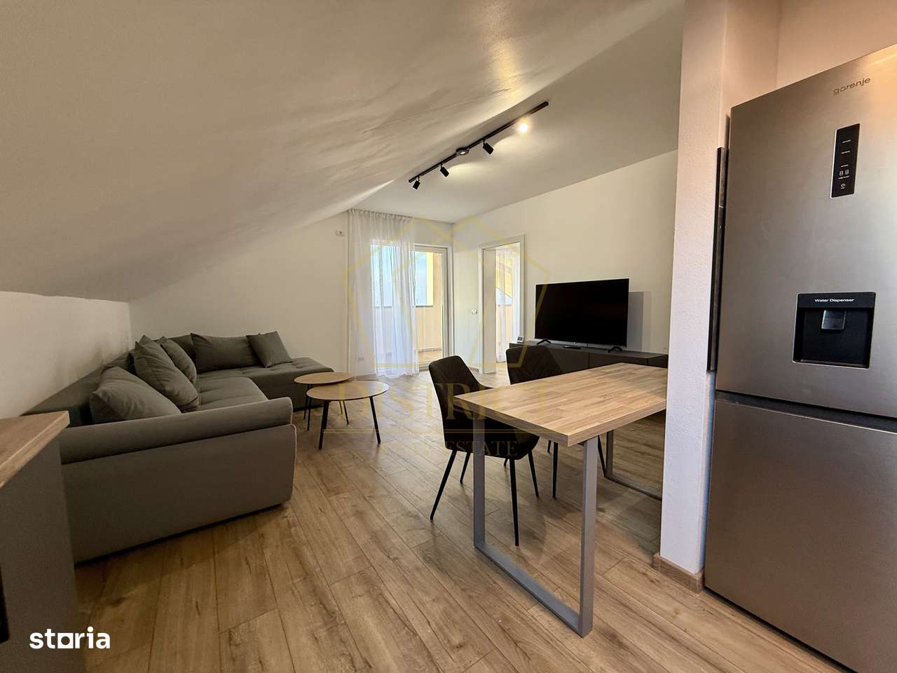 Apartament prima inchiriere cu 3 camere | Dumbravita - Imagine principală: 1/10