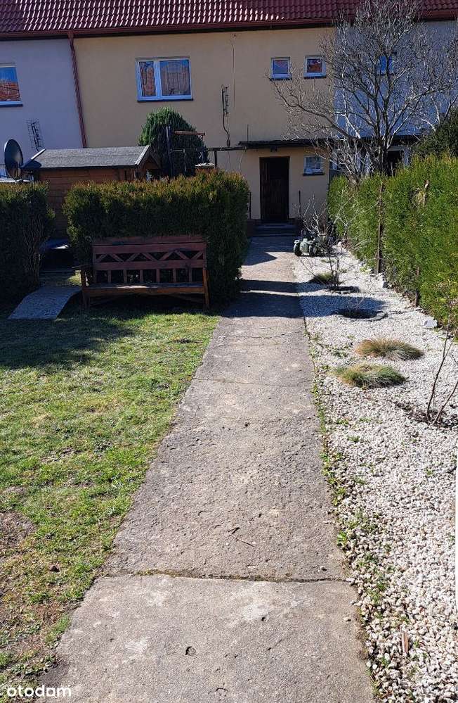 Dwupoziomowe mieszkanie w zabudowie szeregowej-10